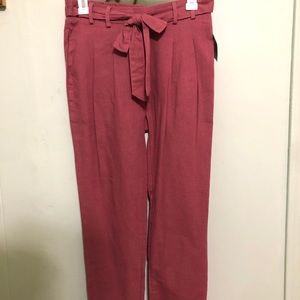 Dusty pink women’s capri pants with bow tie belt